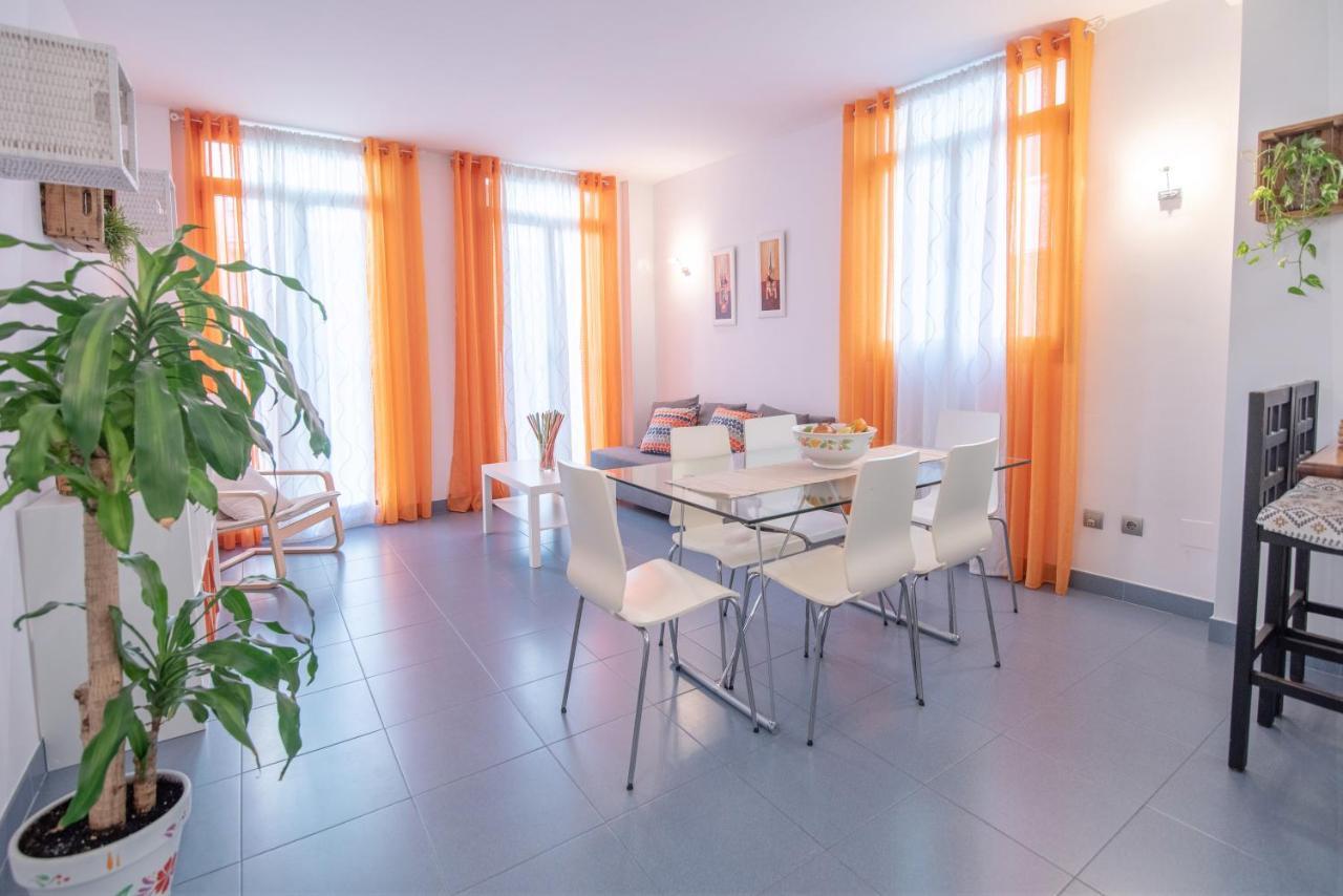 Hogar Vera Apartments&Bikes Valencia Bagian luar foto