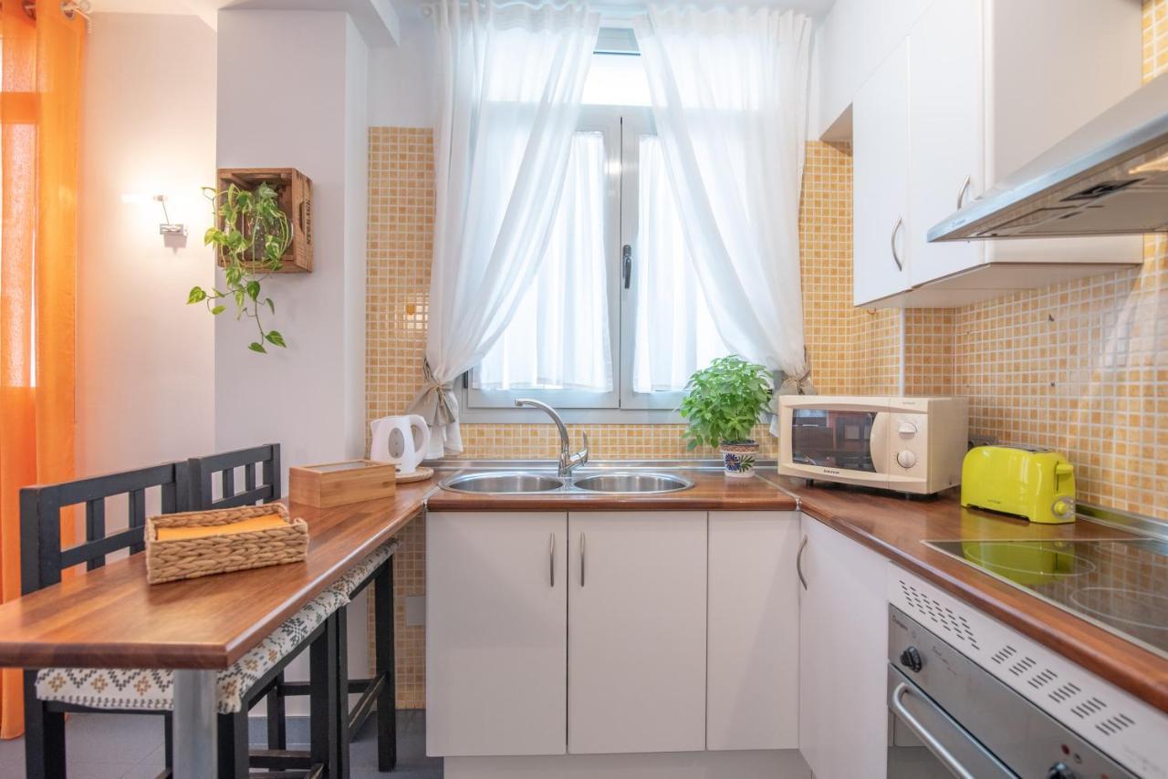 Hogar Vera Apartments&Bikes Valencia Bagian luar foto
