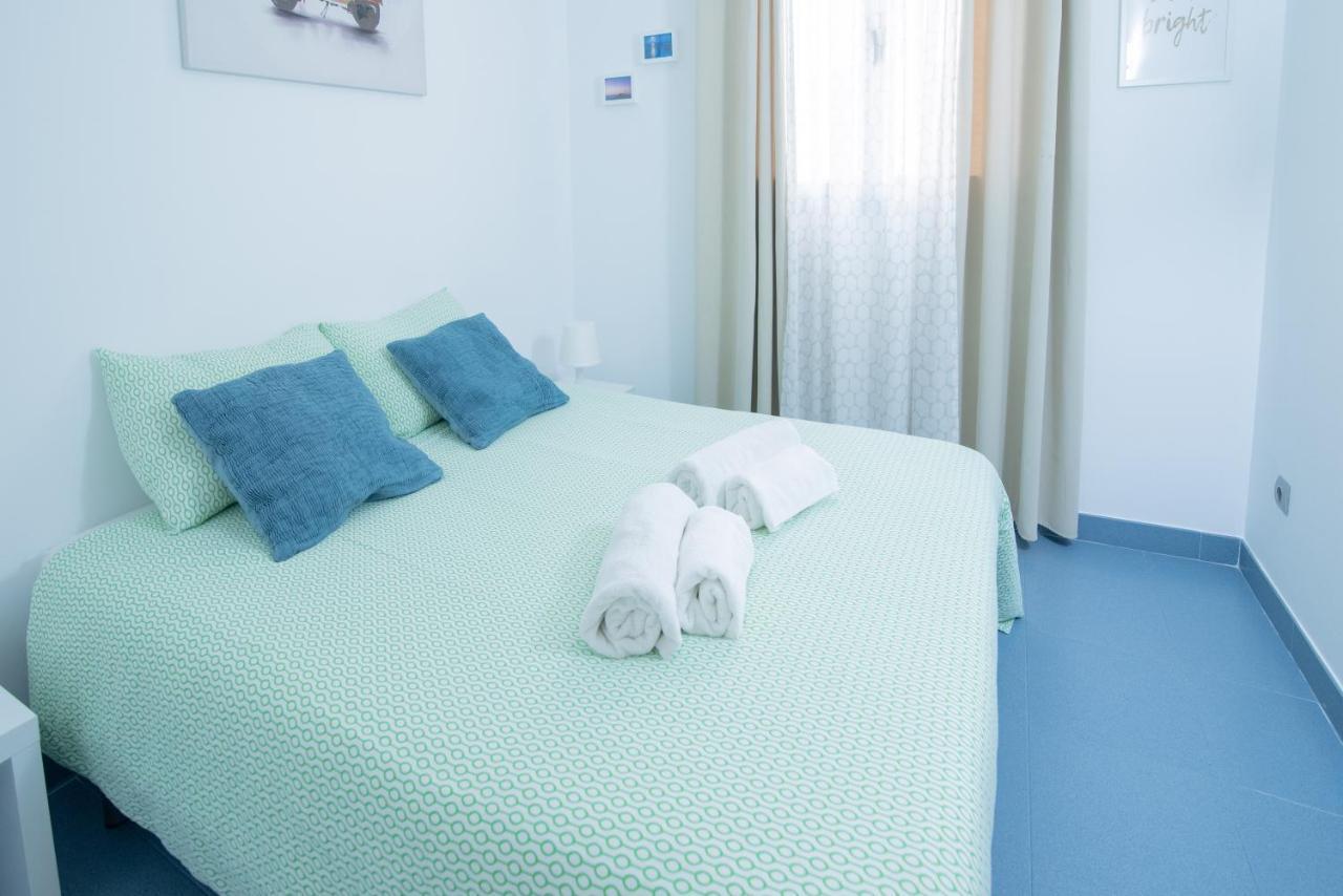 Hogar Vera Apartments&Bikes Valencia Bagian luar foto