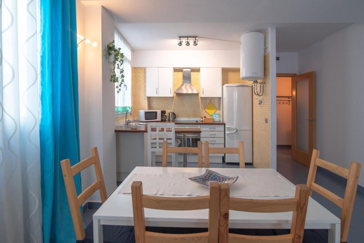 Hogar Vera Apartments&Bikes Valencia Bagian luar foto