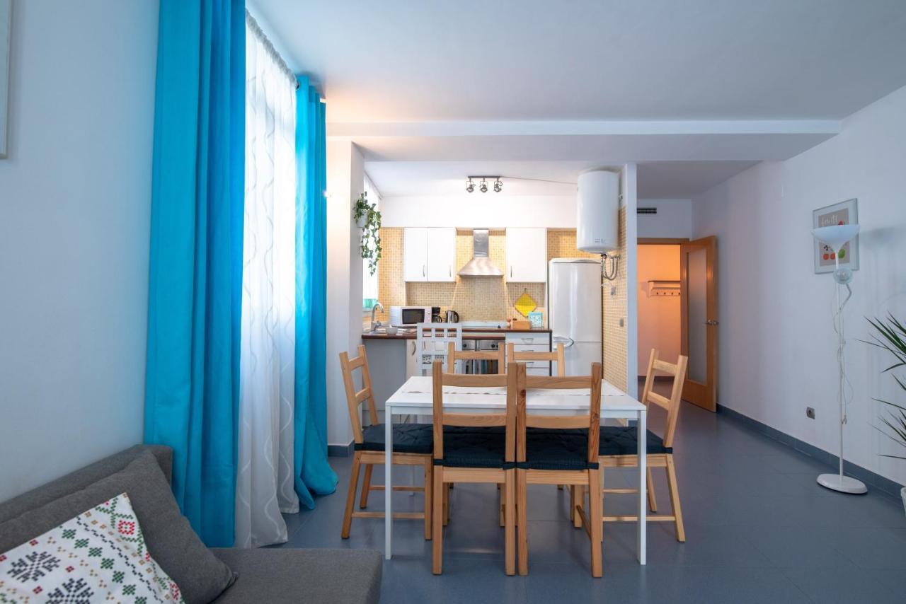 Hogar Vera Apartments&Bikes Valencia Bagian luar foto