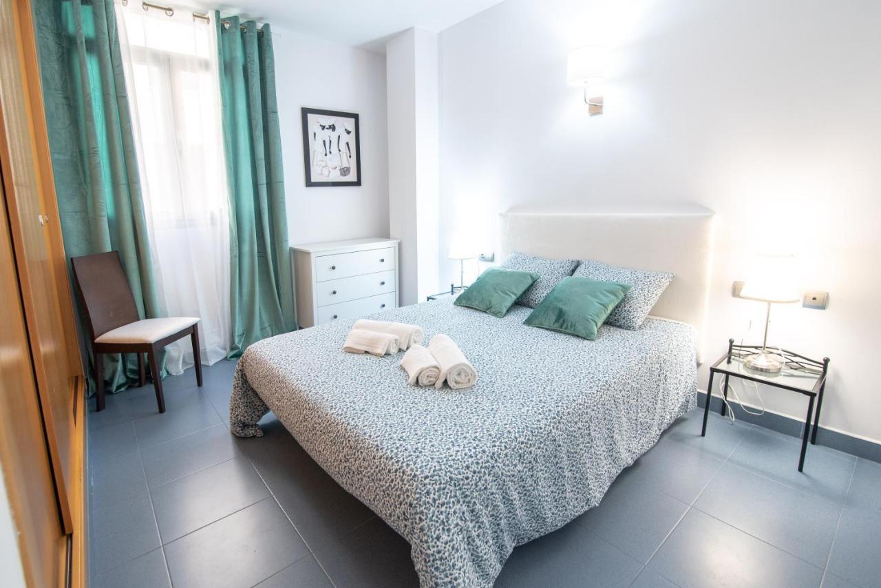 Hogar Vera Apartments&Bikes Valencia Bagian luar foto