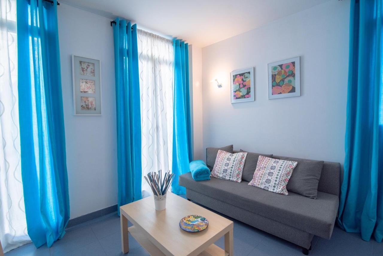 Hogar Vera Apartments&Bikes Valencia Bagian luar foto